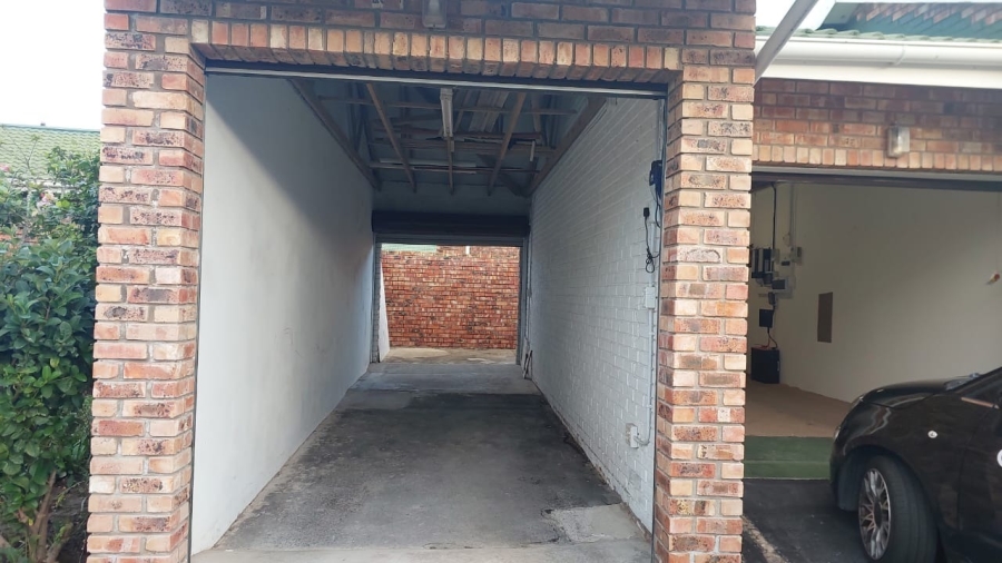 3 Bedroom Property for Sale in Gonubie North Eastern Cape